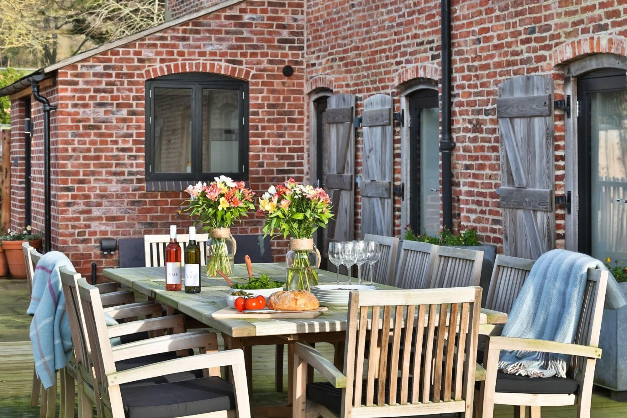 The Barn At Plas Ashpool Sleeps 8 Llandyrnog Esterno foto